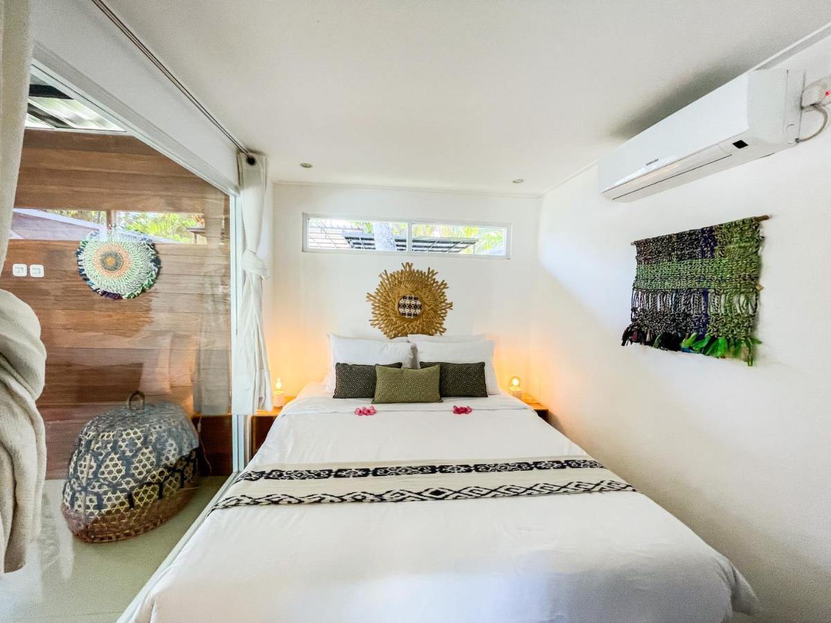 Villa Kotak Surfers Escape Reopening Rates Apply Now Selong Belanak Exterior photo