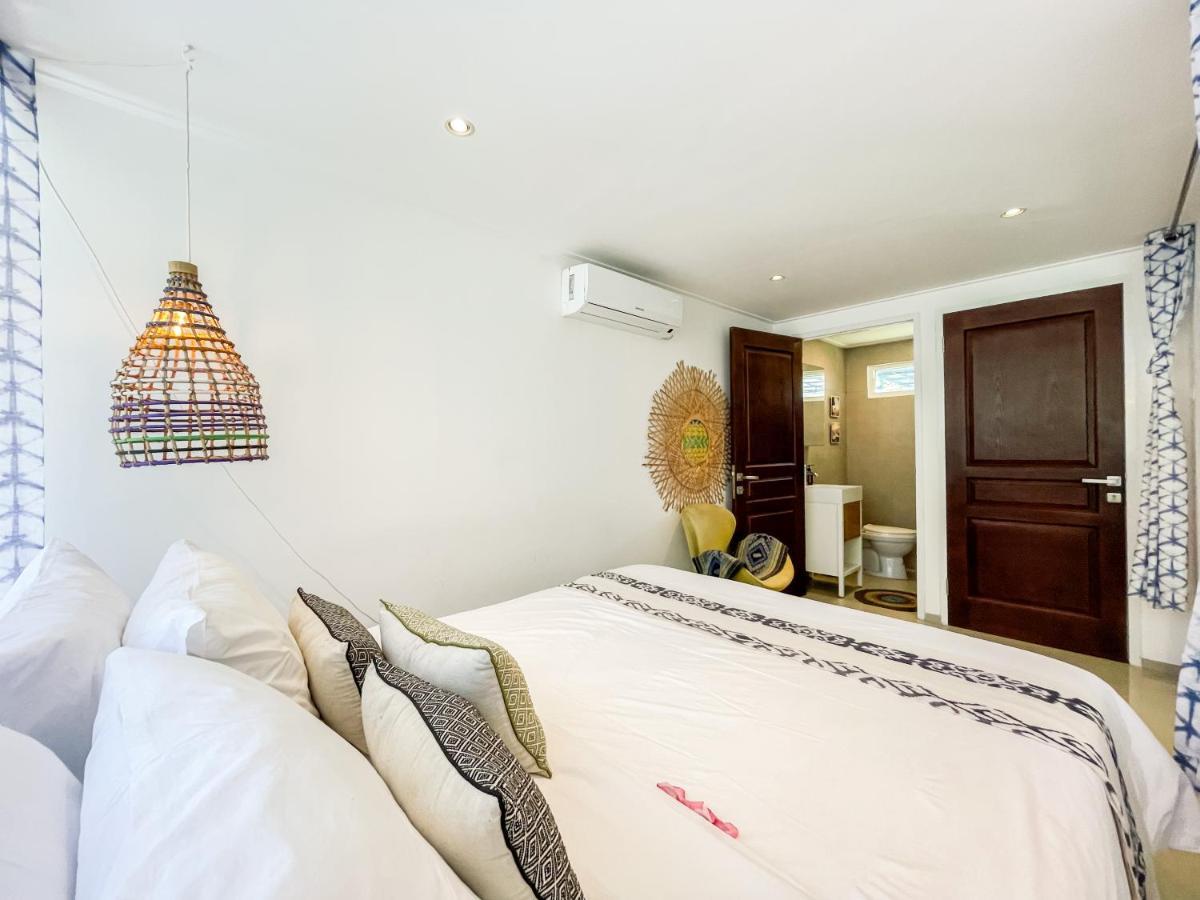 Villa Kotak Surfers Escape Reopening Rates Apply Now Selong Belanak Exterior photo