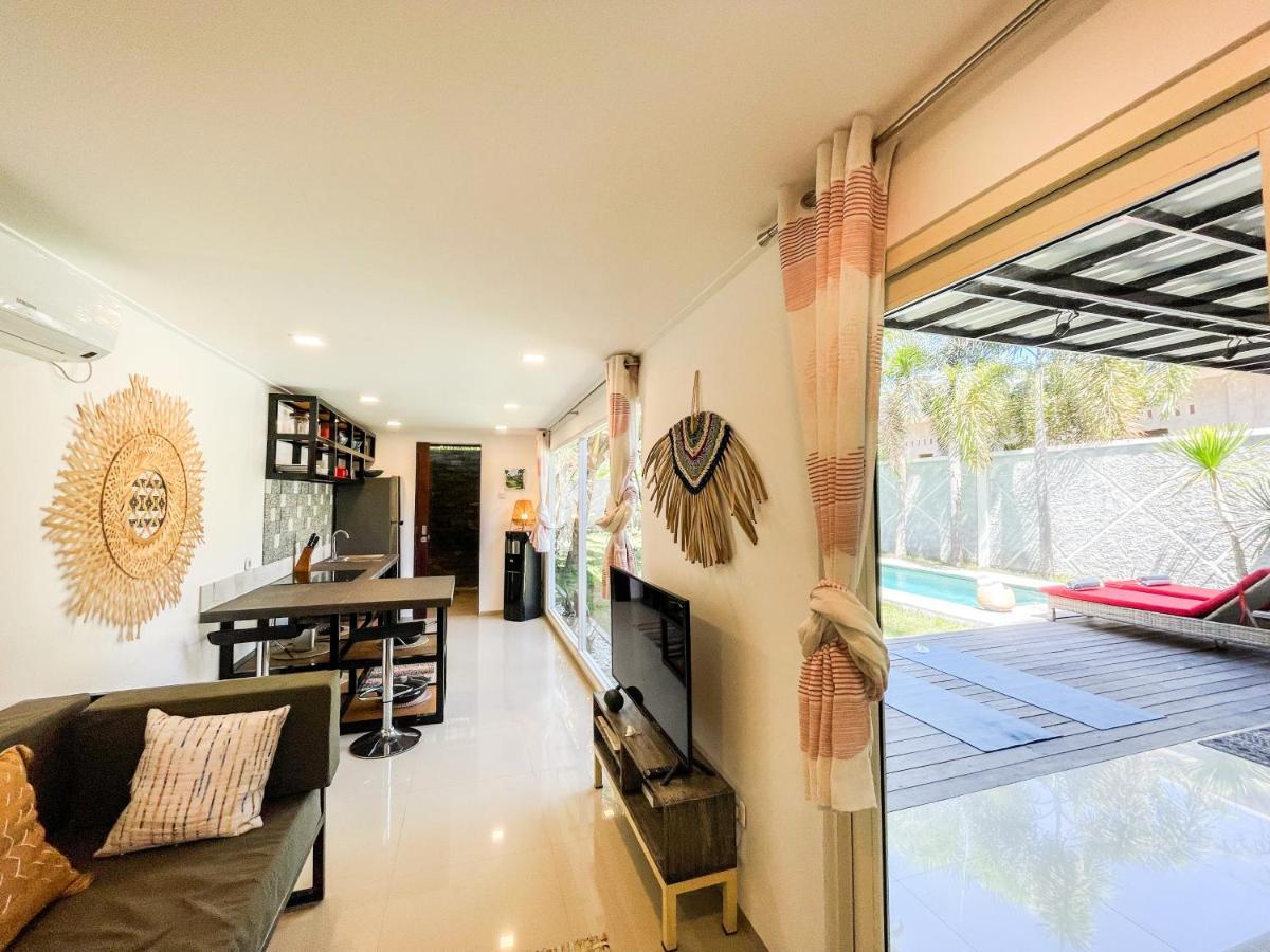 Villa Kotak Surfers Escape Reopening Rates Apply Now Selong Belanak Exterior photo