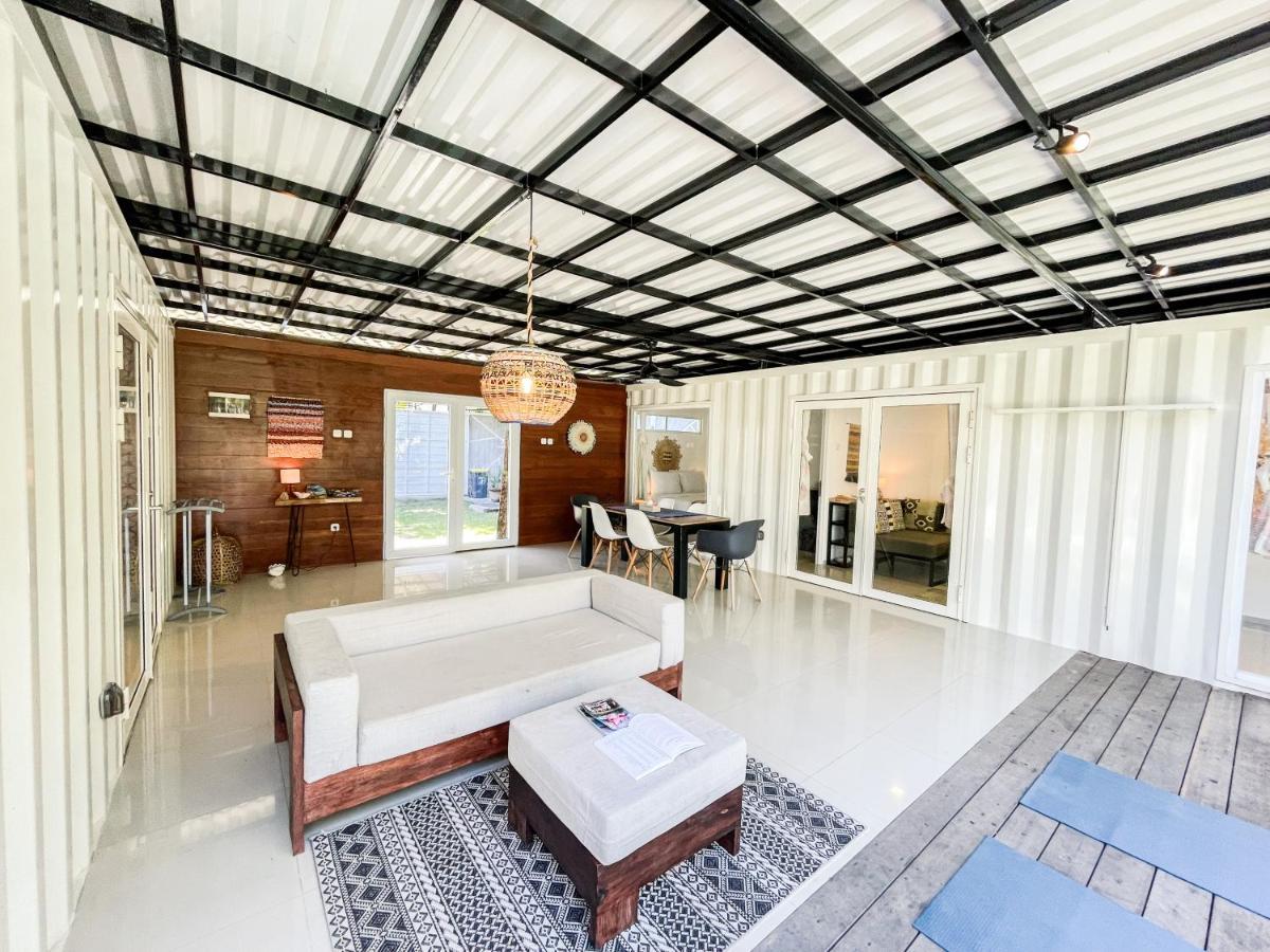 Villa Kotak Surfers Escape Reopening Rates Apply Now Selong Belanak Exterior photo